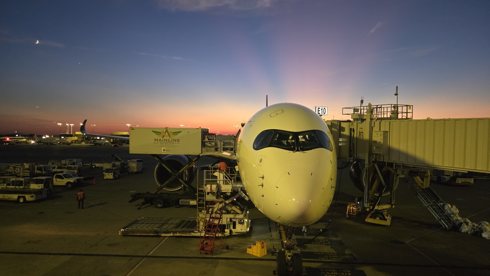 Delta Air Lines Airbus A350-900 — Atlanta to Los Angeles Flagship Widebody in Premium Select